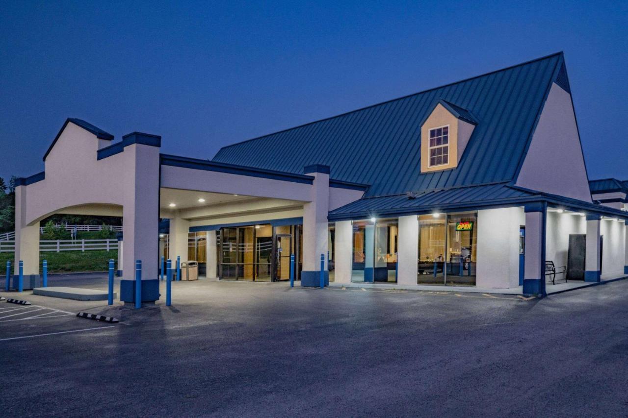 Rodeway Inn Owensboro Exterior photo